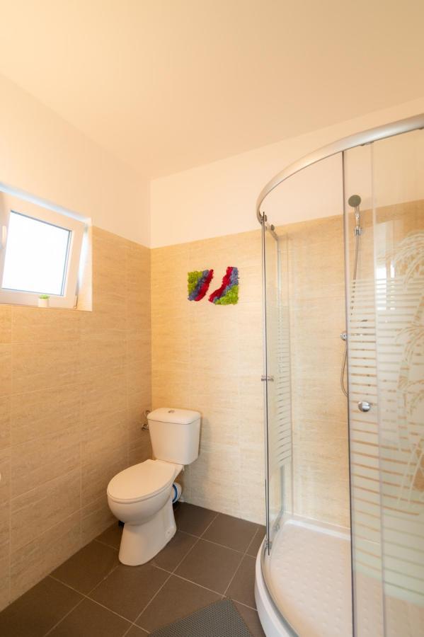 Hotel Casa Adrian à Corbu  Extérieur photo